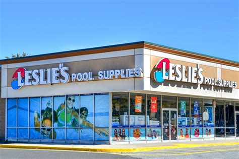 leslie's store near me.